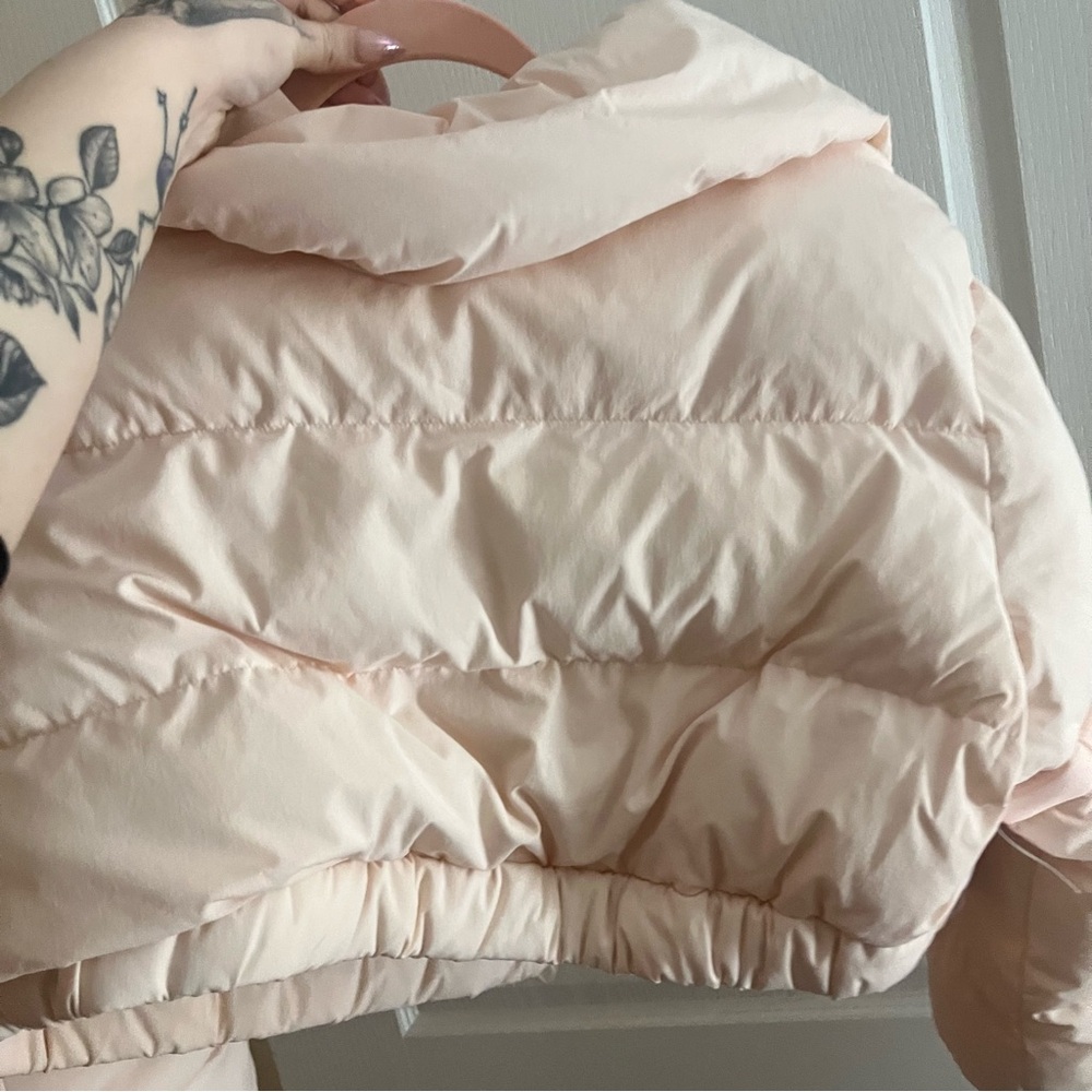 NWT Selkie The Castle Pink Marshmallow Puffer Coat - Picture 2 of 10